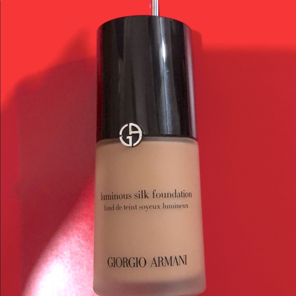 Giorgio Armani Luminous Silk Foundation Shade 4.5